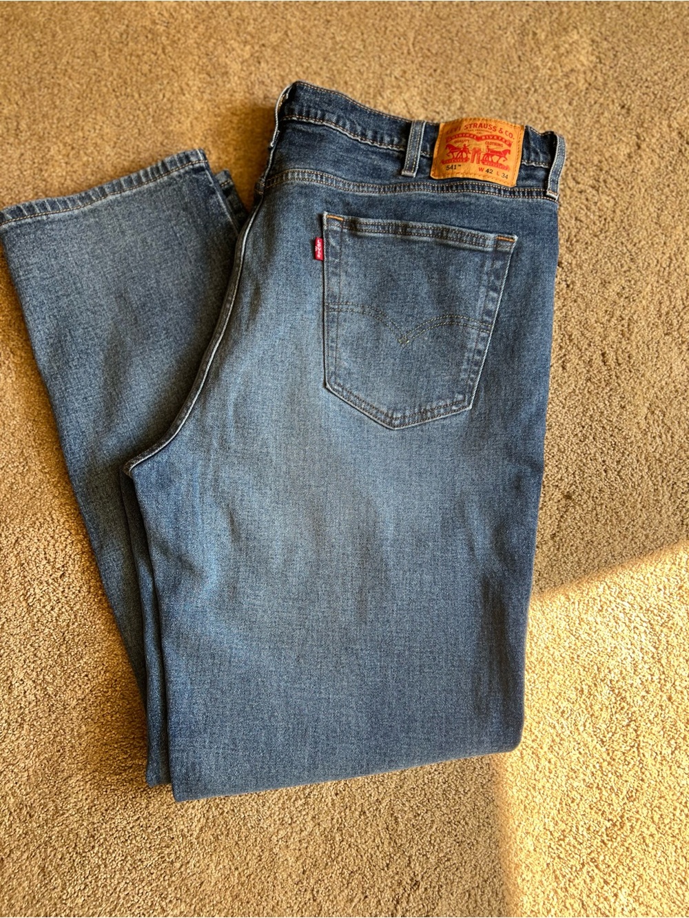 Levi's 541 Men's Straight Medium Wash Denim Jeans - Sz 42x34